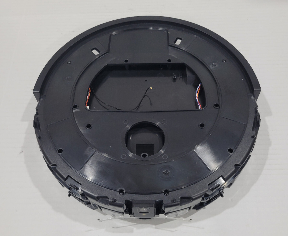 iRobot Roomba J7 Vacuum Barebones (Camera All Sensors Bumper And All covers)