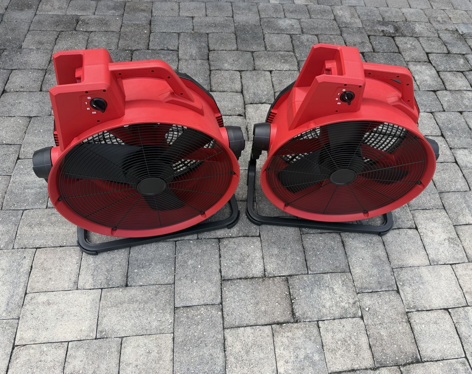 2 Milwaukee M18 18″ Portable Fan Adjustable Tilt/Head Battery/Corded 0821-20