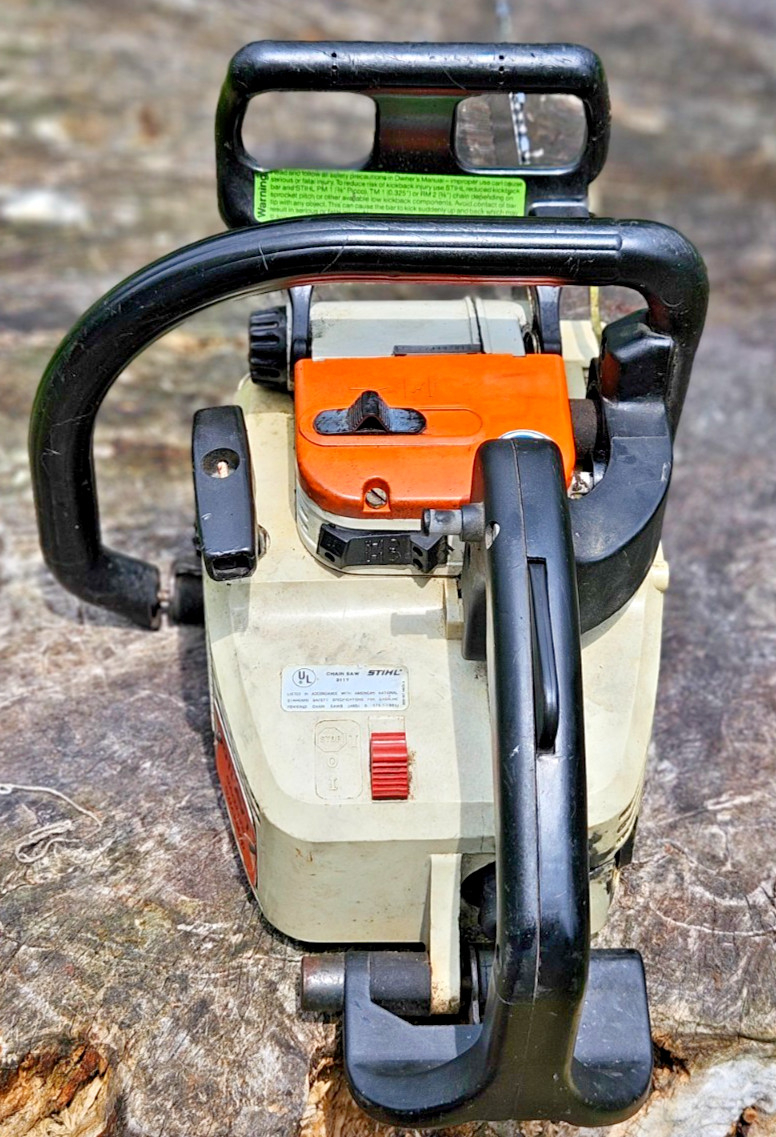 Vintage Stihl 011 AVT Electronic Quickstop Runs low compression READ description