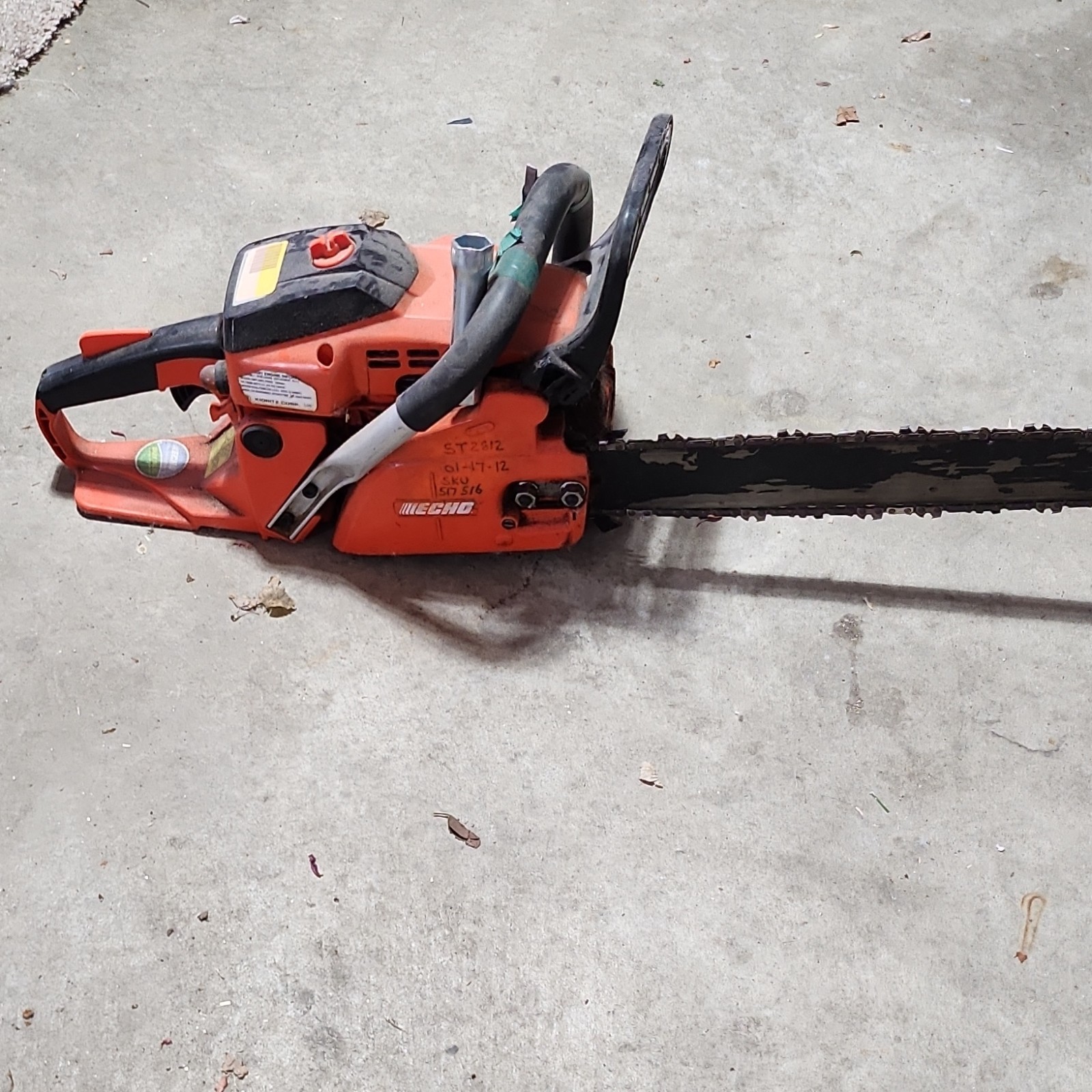 ECHO Gasoline Chainsaw Two-Handed Grip Front-Hand Guard Orange/Black