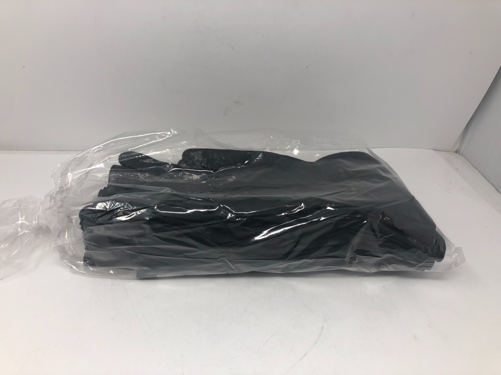 Ansell AlphaTec 29-865 13″ Chemical Resistant Gloves Neoprene Size 10 (12 Pairs)