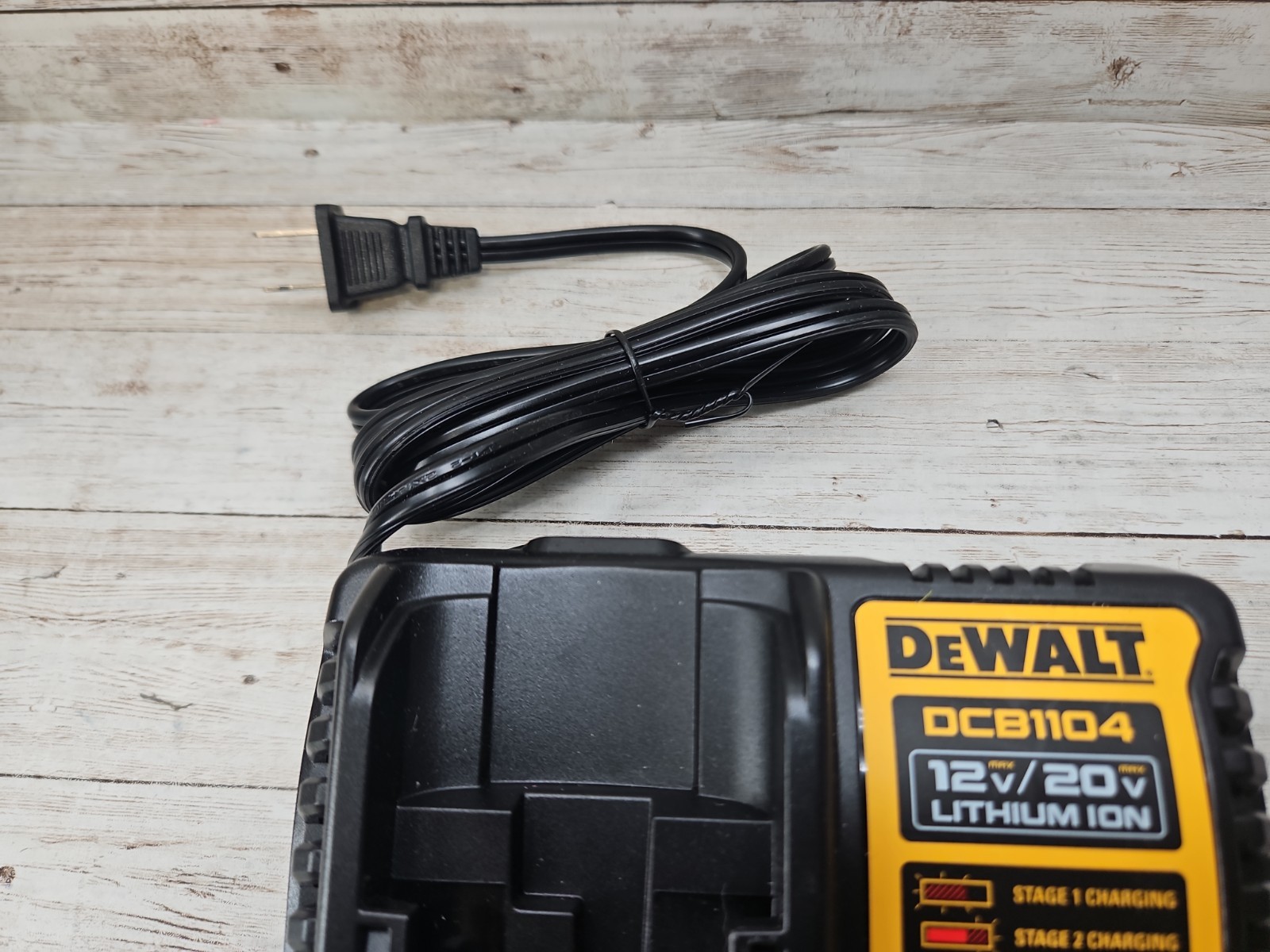 DEWALT DCB1104 Battery Charger 12V / 20V MAX Lithium Ion 4 Amp Fast Charging
