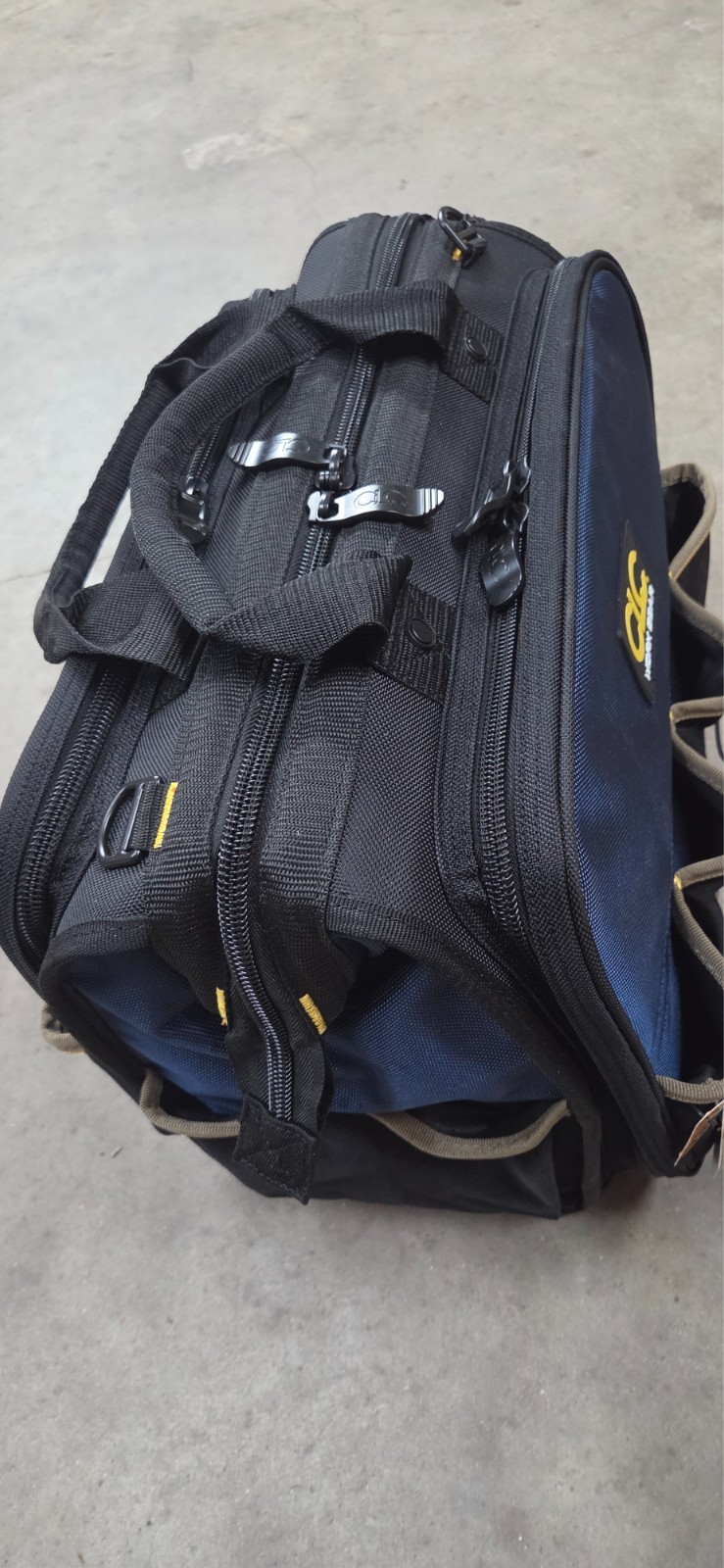 CLC Work Gear PB1543 17 Molded Base Multi-Compartment Technician’s Tool Bag