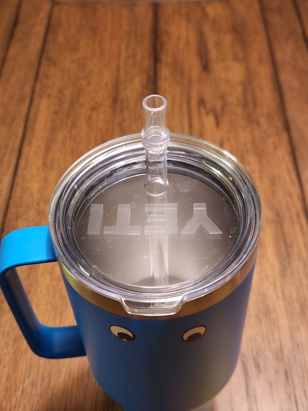 Yeti Rambler 42oz Blue Hand Held Drinking Coffee Mug Cup Wirh Lid + Straw