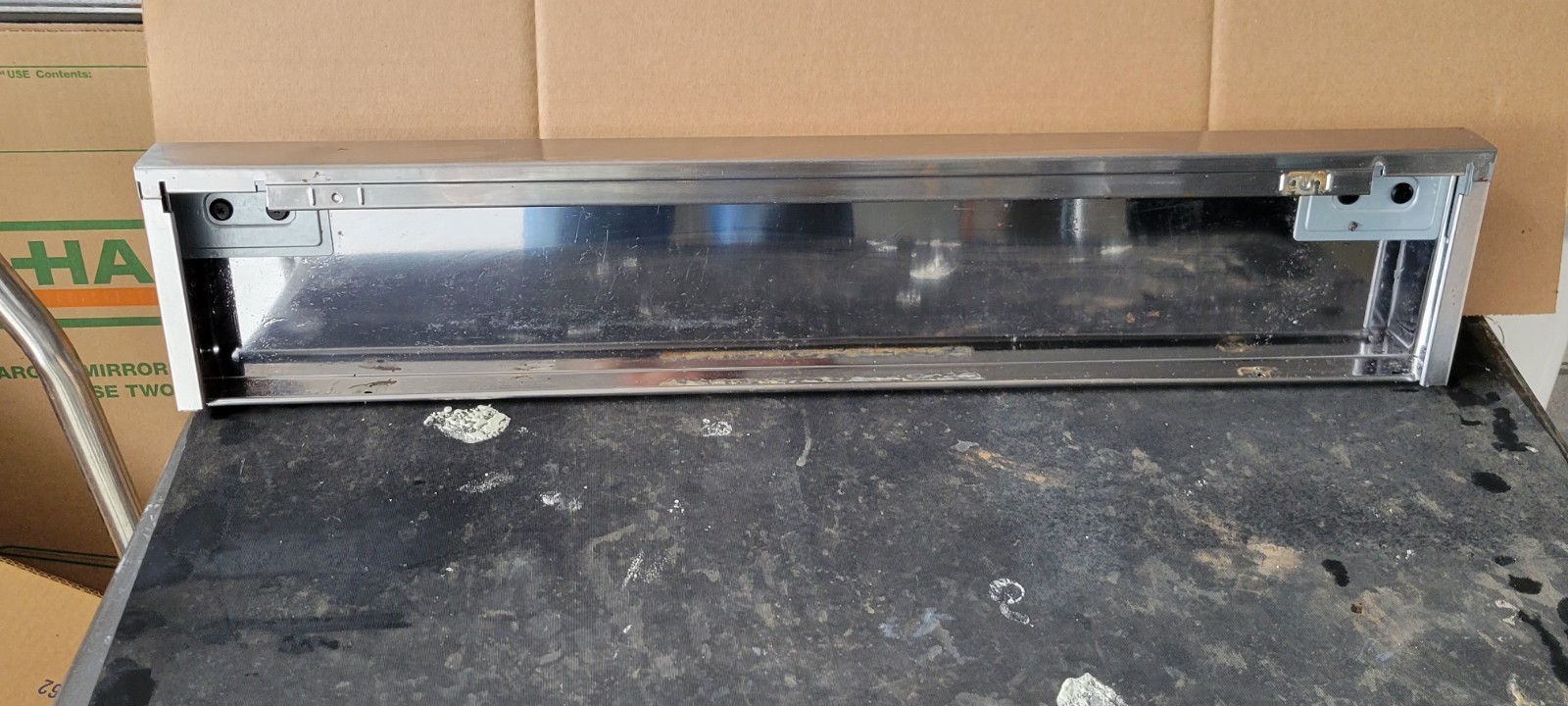 MGC63820302 Range Lg Front Panel With Handle Shipped Under 24hrs (Scratches)