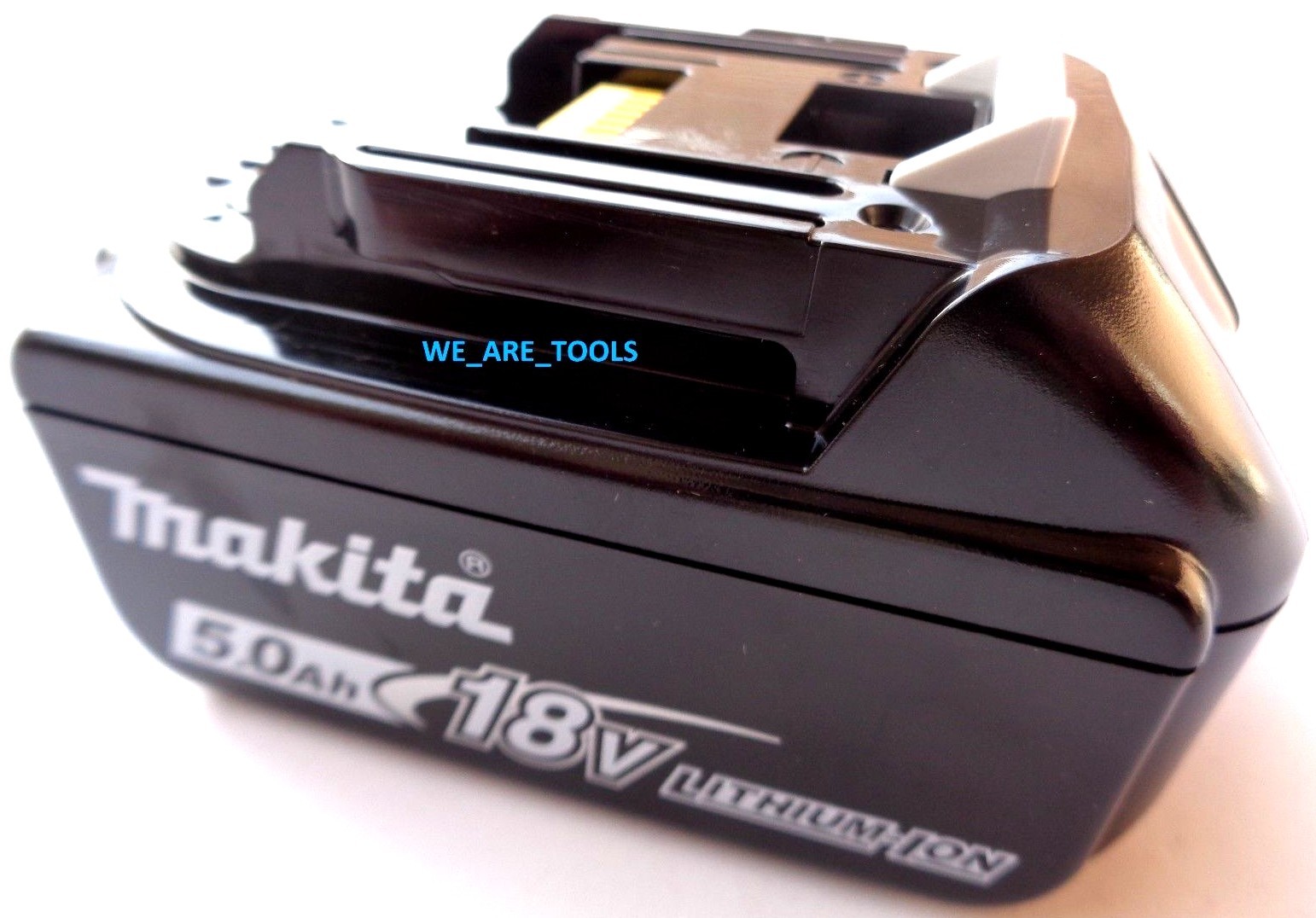 (2) New Makita Genuine BL1850B 5.0 AH Batteries 18 Volt LXT 18V LED BL1850B-2