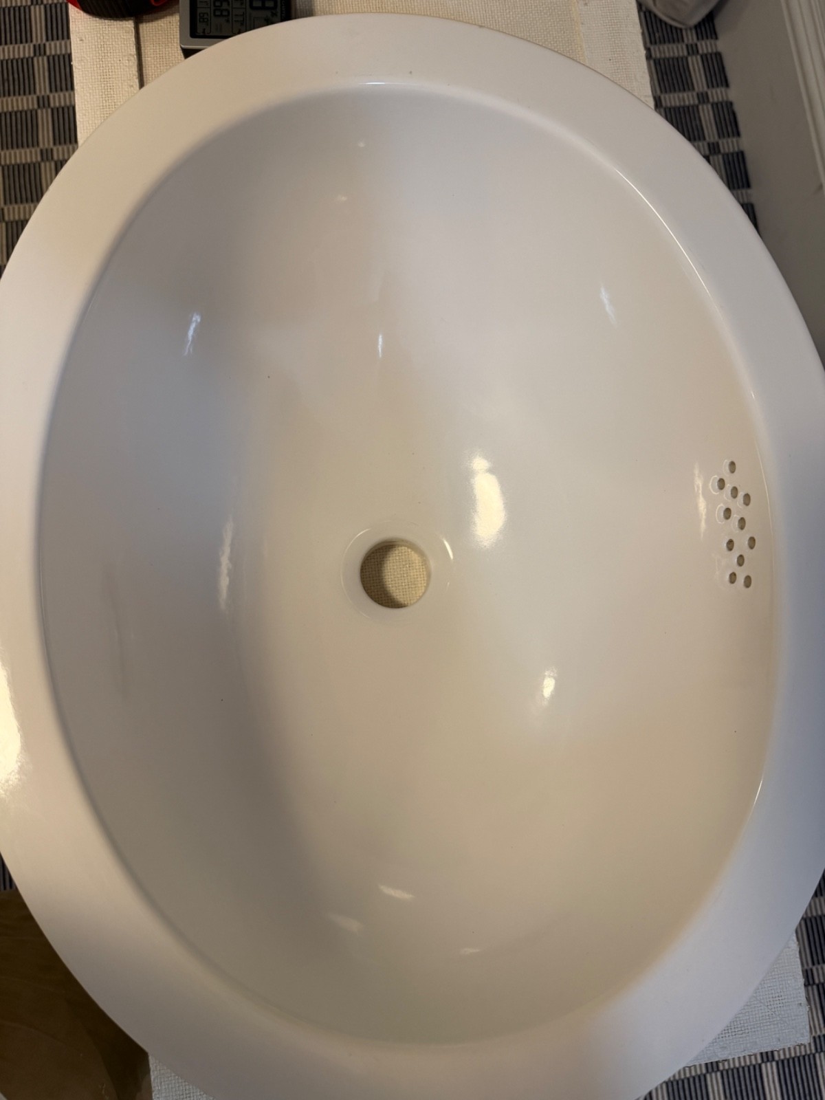 Manchester Manchester Undermount Oval Vitreous China Lavatory Sink 19 1/4″ x 15