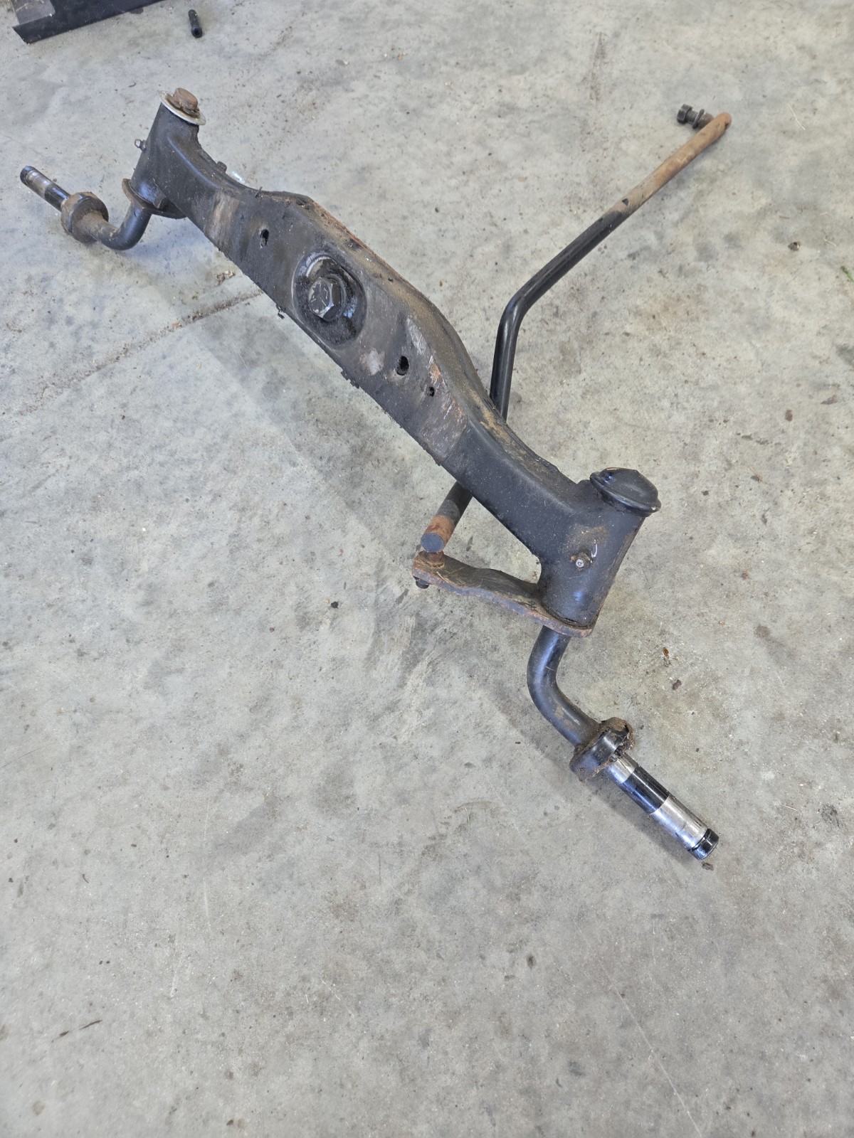 Front Axle Assembly for A Craftsman Lawn Tractor. Riding Mower.