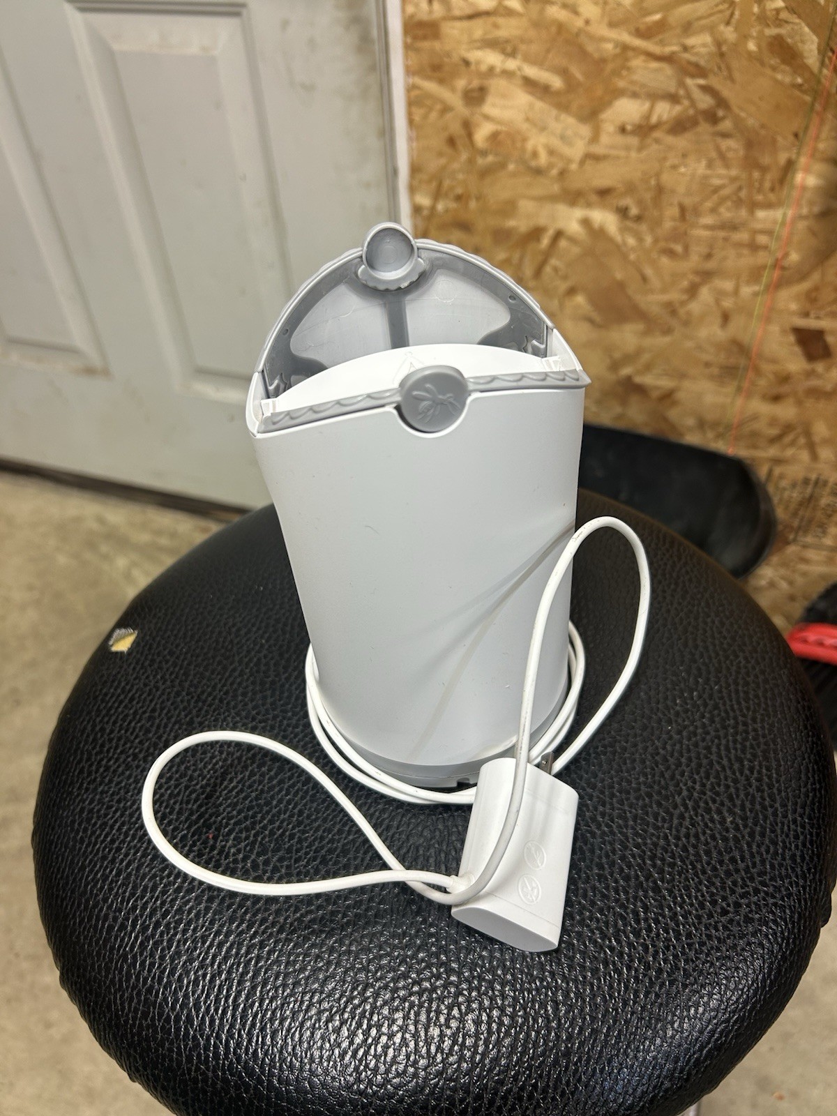 Zevo Max Flying Insect Trap
