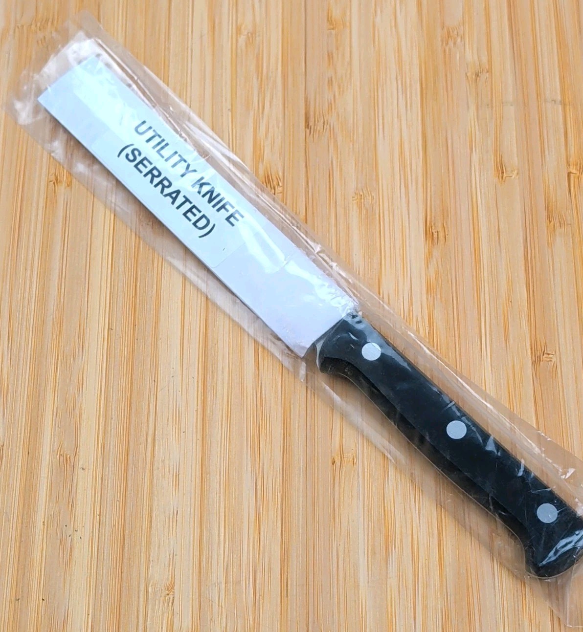 Henckels FINE EDGE PRO 5-in UTILITY Knife, SERRATED, Stainless Steel, 31468-130