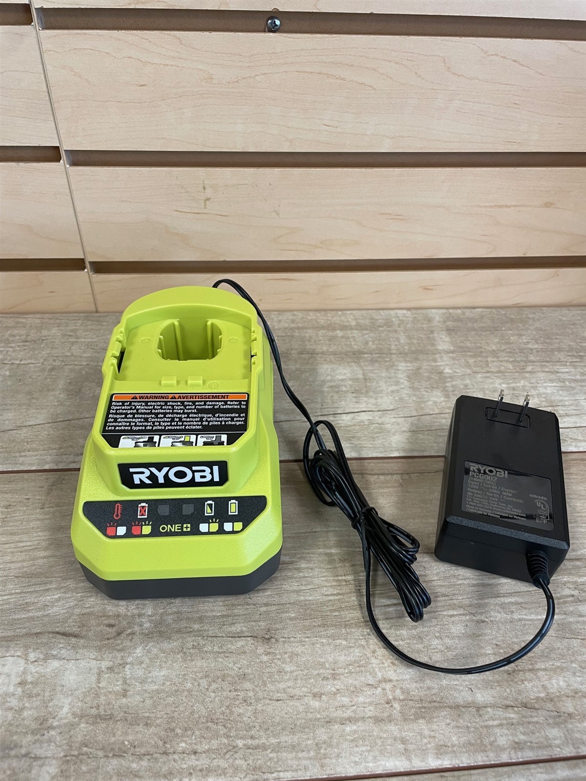 Ryobi ONE+ 18V Lithium-Ion Battery Charger PCG002