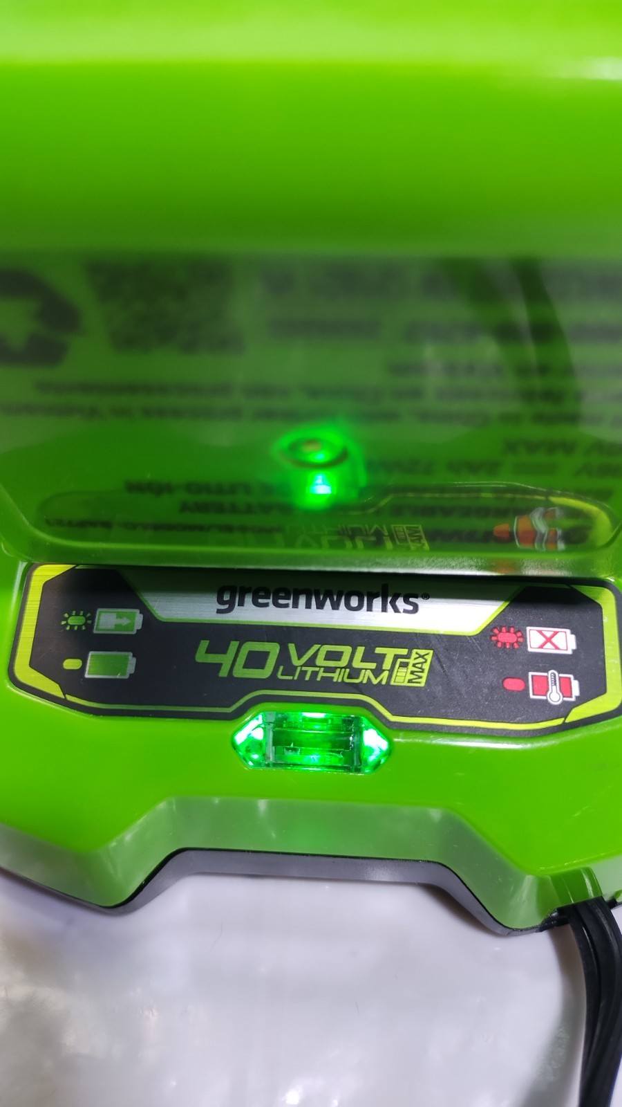 GreenWorks G-MAX Variable Speed Cordless Blower 150 MPH, 40V 2Ah Batt + Charger.